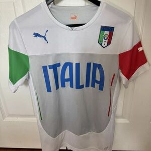 Official Puma Italy soccer jersey white size small